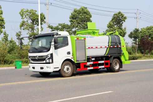 東風(fēng)CL5090TCABEVCC型純電動(dòng)餐廚垃圾車